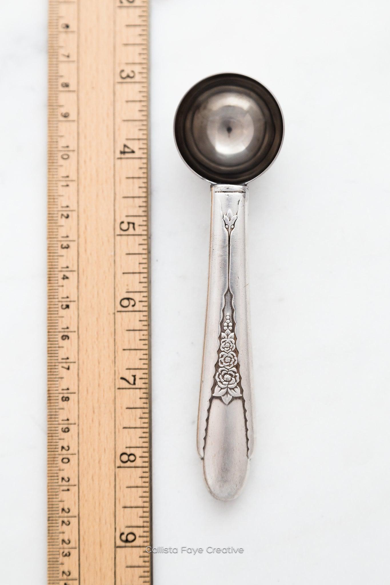 Gardenia 1941, Tea Measuring Spoon, Vintage Silverware Scoop Scoop callistafaye