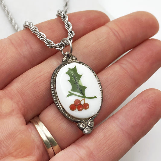 Holly Pendant, December Birth Month, Christmas Pendant, Reclaimed Collector's Spoon Necklace, Vintage Souvenir Spoon Jewelry