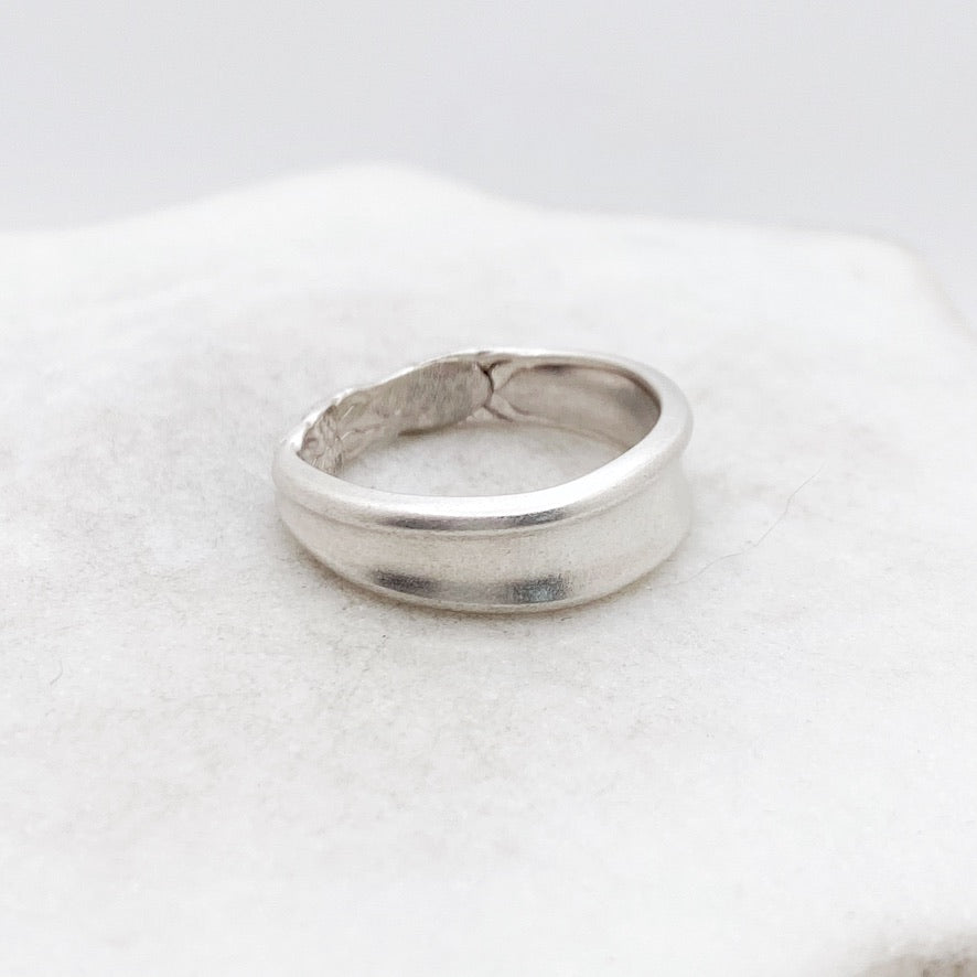 Tiny Garland 1965, Size 9, Demi Spoon Ring, Vintage Spoon Ring Rings callistafaye