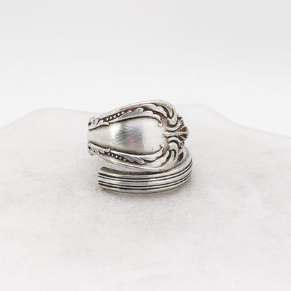 Chalice Harmony 1958, Size 8.5, Spiral Ring, Vintage Spoon Ring Rings callistafaye