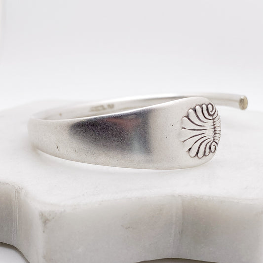 Shell 1918, Cuff Bracelet, Vintage Spoon Handle, Serving Spoon Bracelet Bracelets callistafaye