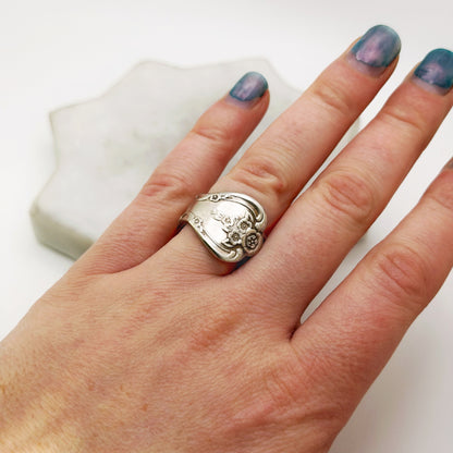 Inspiration - Magnolia 1951, Size 7 Spoon Ring, Vintage Silverware Ring Rings callistafaye