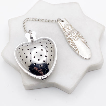 First Love 1937 Tea Infuser, Loose Leaf Tea Steeper, Heart Shape Tea Diffuser with chain and Vintage Silverware Charm, Stainless Steel Tea Ball Strainer Tea Infuser callistafaye