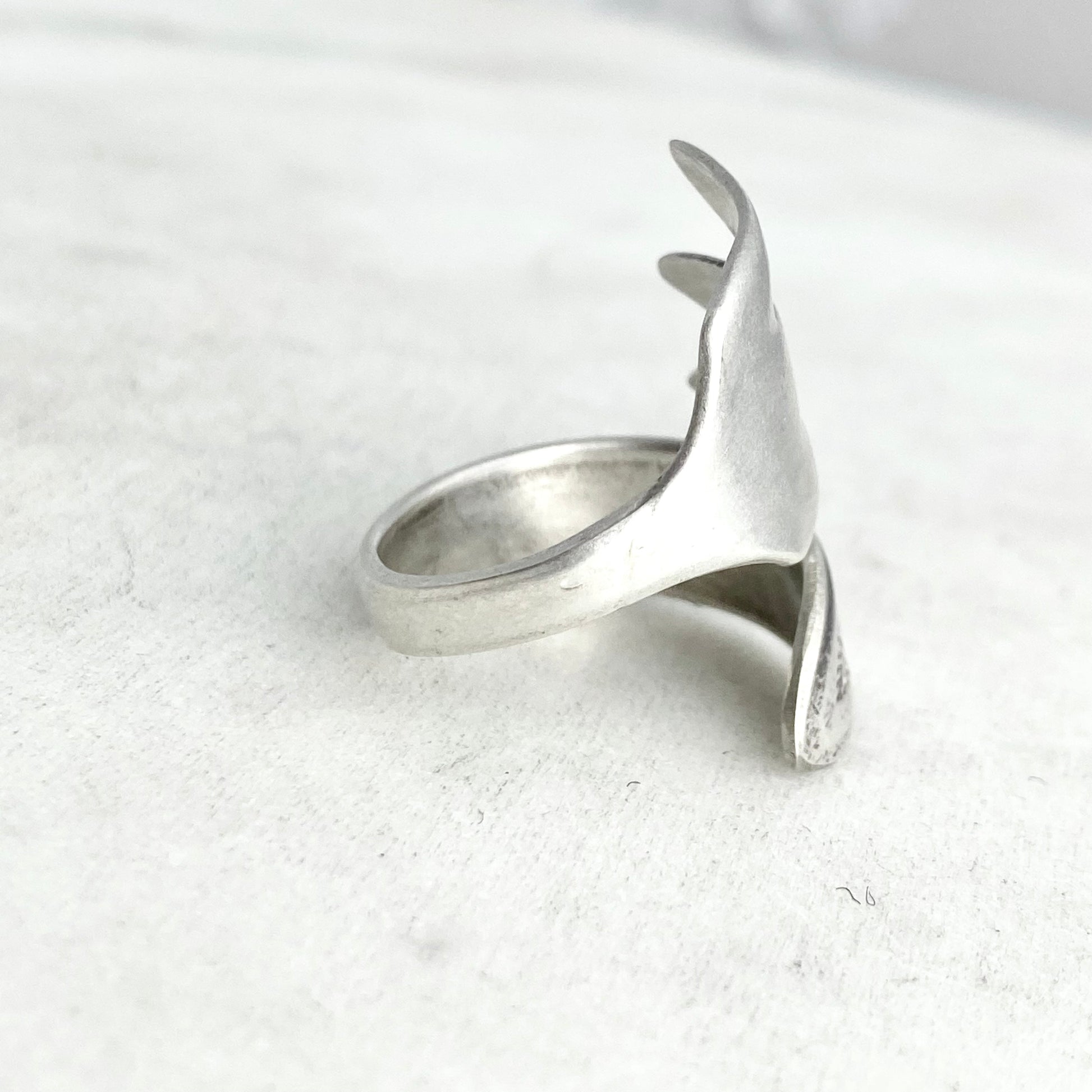 Sugar Tong Claw Ring, Adam 1917, Size 8.5, Spiral Ring, Vintage Spoon Ring Rings callistafaye   