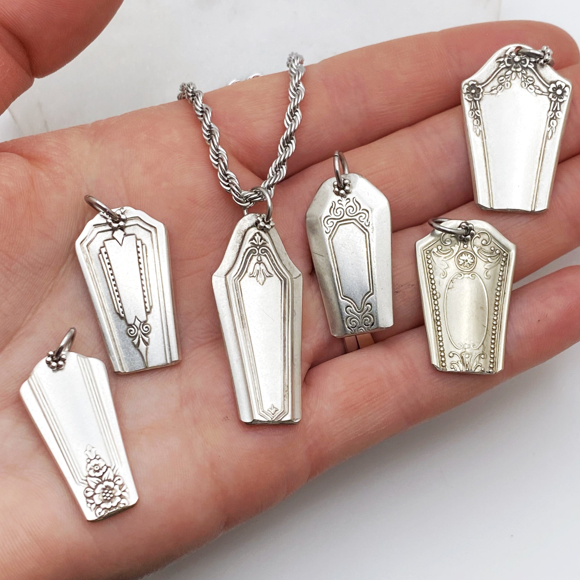 Coffin Necklace, Memento Mori Jewelry, Coffin Shaped Pendant, Vintage – callistafaye