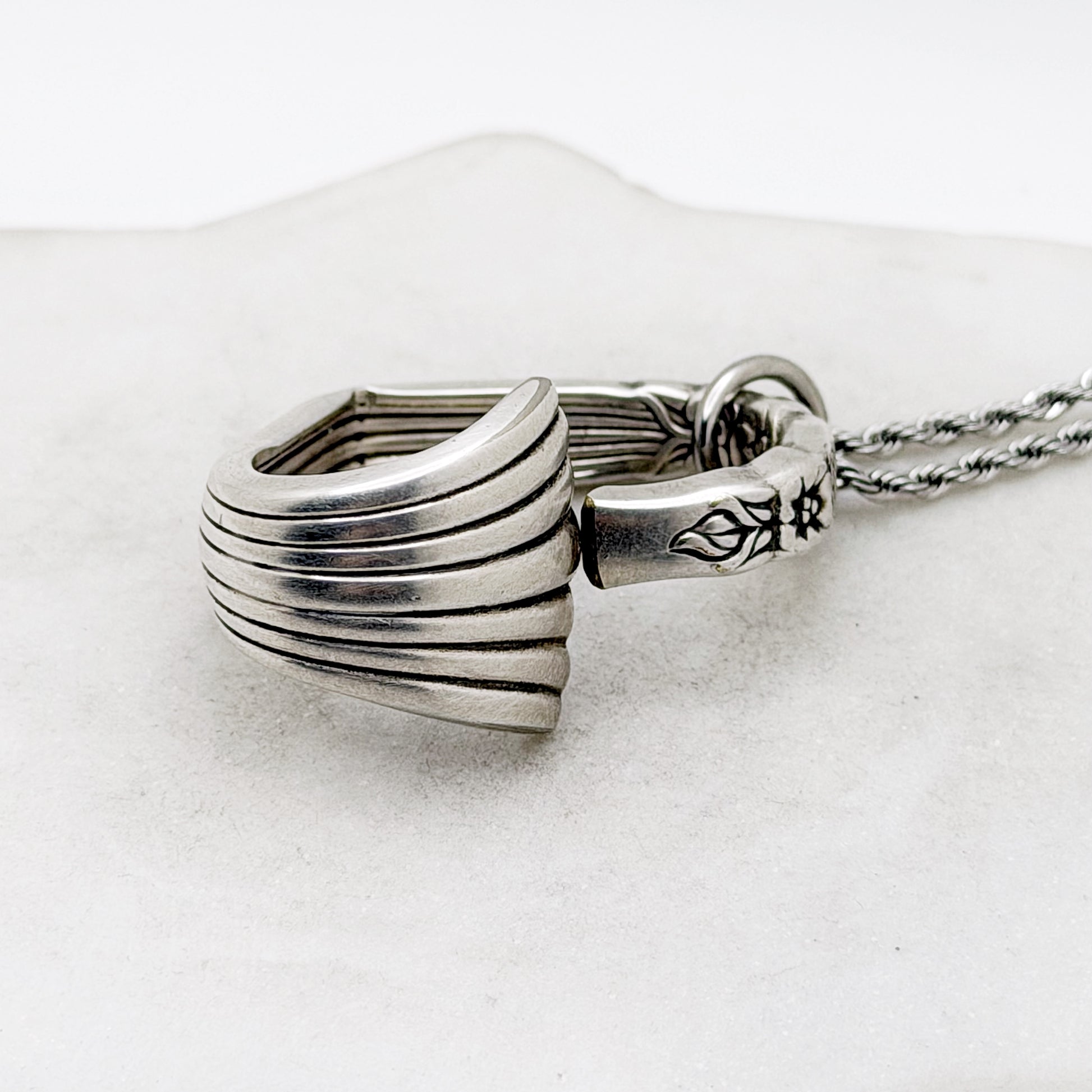 Floral Queen 1992, RARE Floating Heart, Vintage Spoon Jewelry Hearts callistafaye