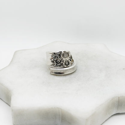 April 1950, Custom Size, RARE Spiral Ring, Vintage Sunflower Spoon Ring Rings callistafaye