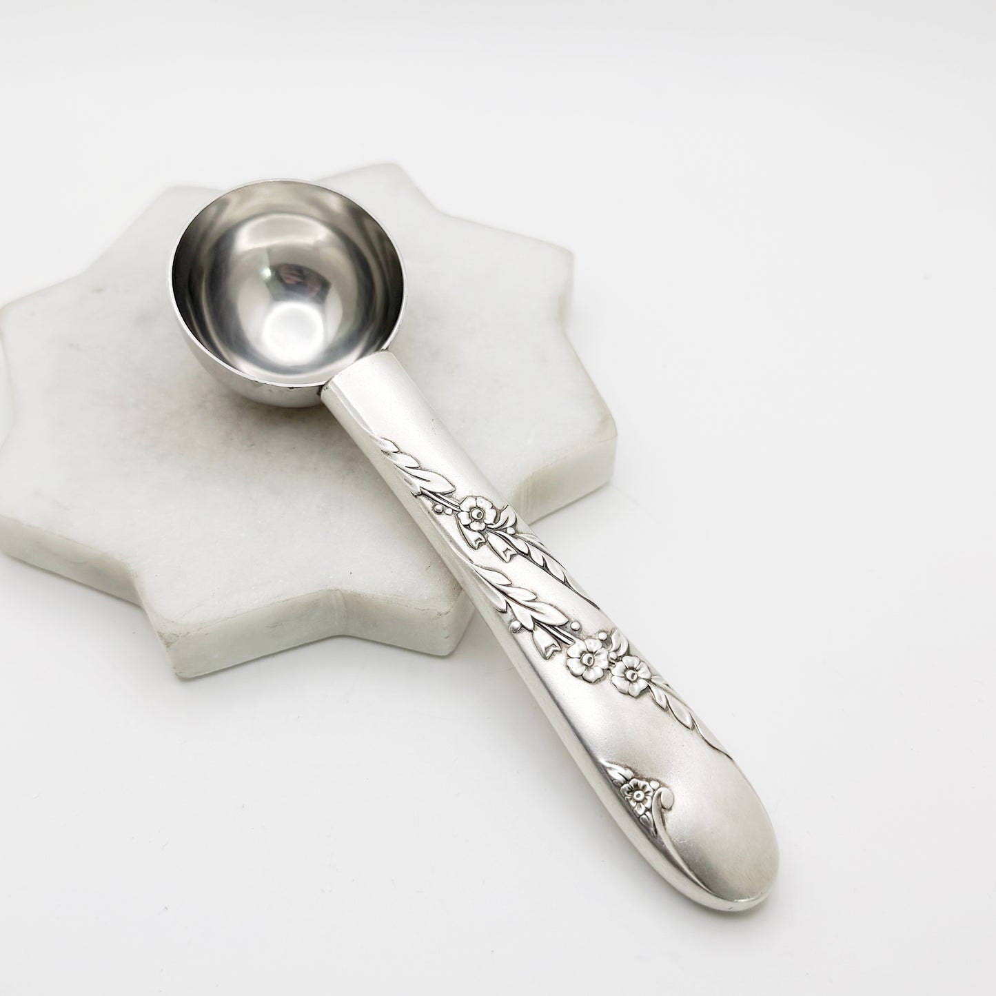 Bridal Wreath 1950, Tea Measuring Spoon, Vintage Silverware Scoop Scoop callistafaye