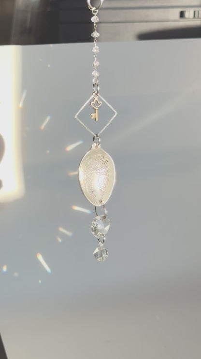 Oak Leaf Sun Catcher, Small Sun Catcher Crystal, Vintage Silverware Window Ornament