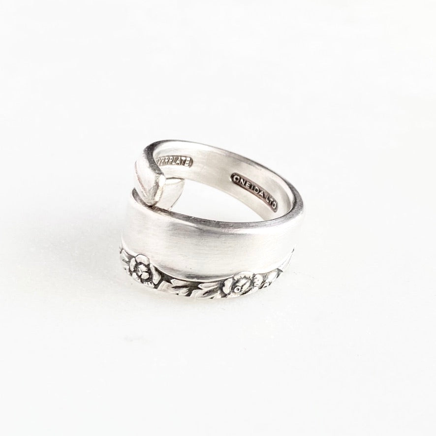 Brittany Rose 1948, Size 8, Spiral Ring, Vintage Spoon Ring Rings callistafaye   